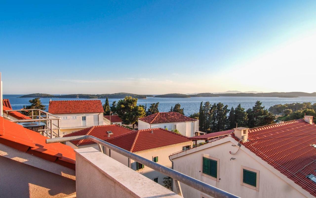 Apartments Pavicic Tudor Đảo Hvar Ngoại thất bức ảnh